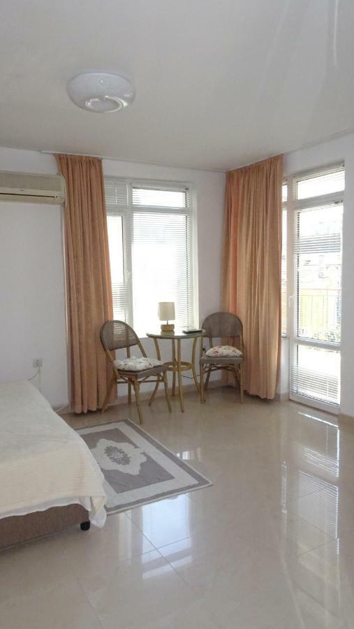 Apartament Bogoridi ブルガス エクステリア 写真