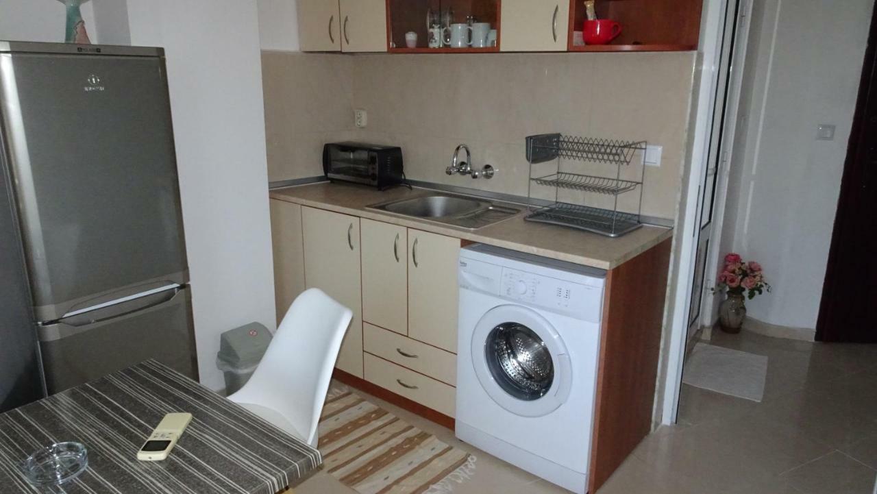 Apartament Bogoridi ブルガス エクステリア 写真